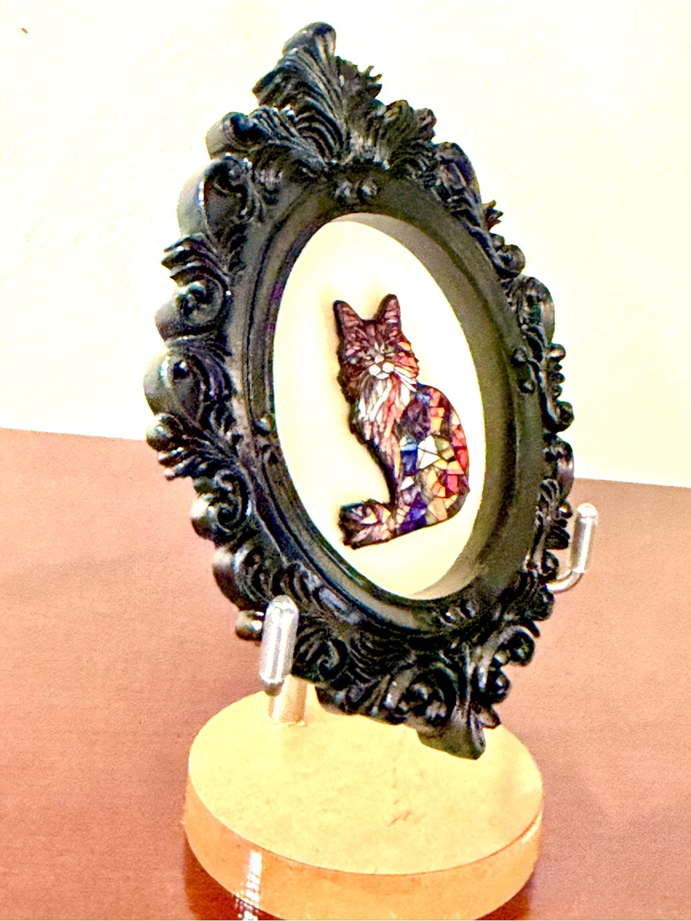 Colorful Long Haired Cat Framed Mini Art Gothic Oval Frame - Picture 3 of 5